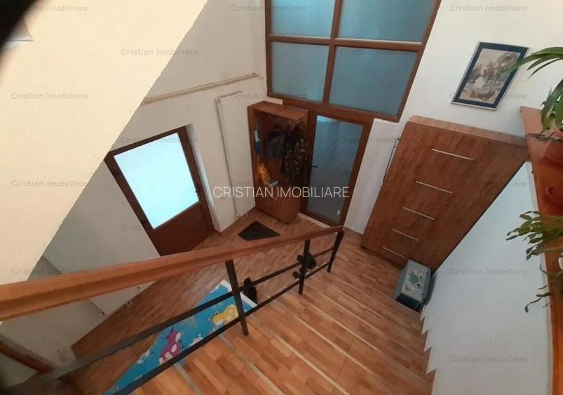 Vila noua P+1, 280mp construiti, zona Centrala, St - 400 mp cu 12 deschidere - 3