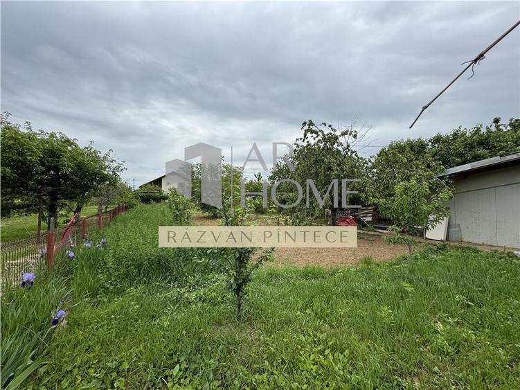 Casa S+P+1E, 11 camere, garaj, teren 1915 mp, stradal Paulestii Noi, langa Ploie