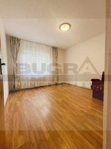 Apartament 4 camere decomandate, parcare, zona Observatorului