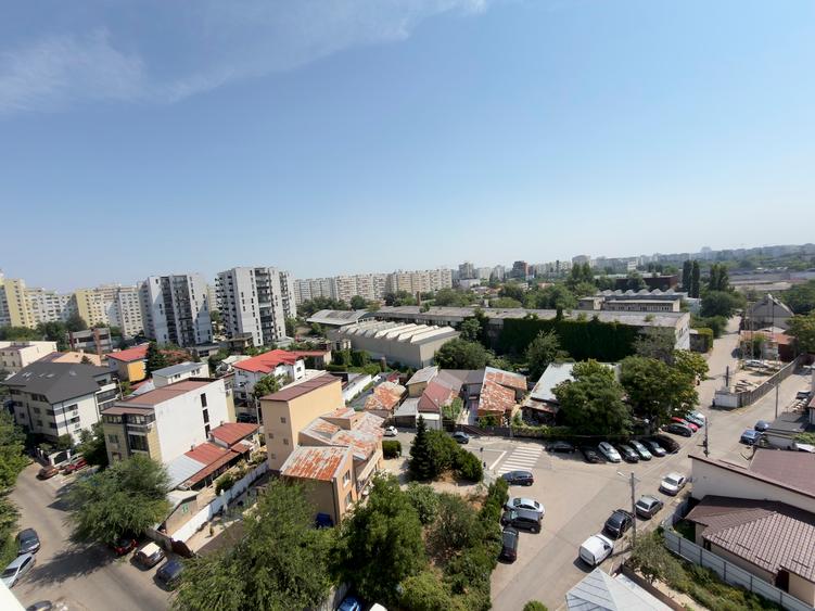 Vanzare ap.2 cam. - Bd. Chisinau - bloc 1982