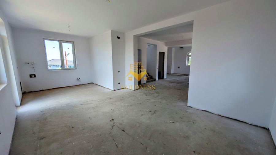 Comision 0%! Vila, 4 Camere, Dezmir, Constructie Noua, 450 mp, 4 Bai