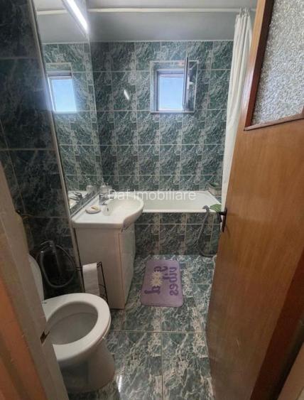 89000 euro-2 camere- 51mp -gorjului -bloc reabilitat - 4