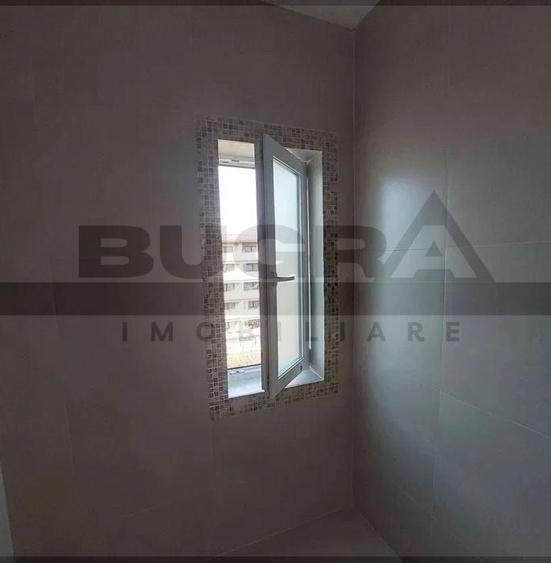 Apartament finisat cu 3 camere, 75 mp, parare, zona Baciu Regal