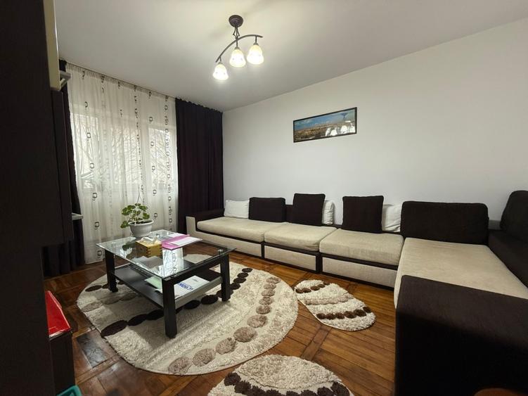 Apartament 4 camere – Poarta 6 – Etaj 2