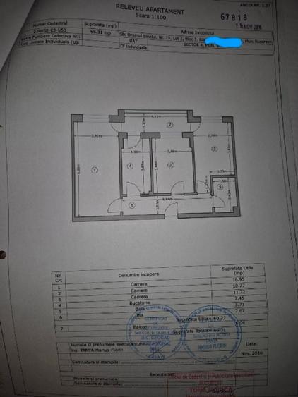 Vând apartament cu 3 camere.