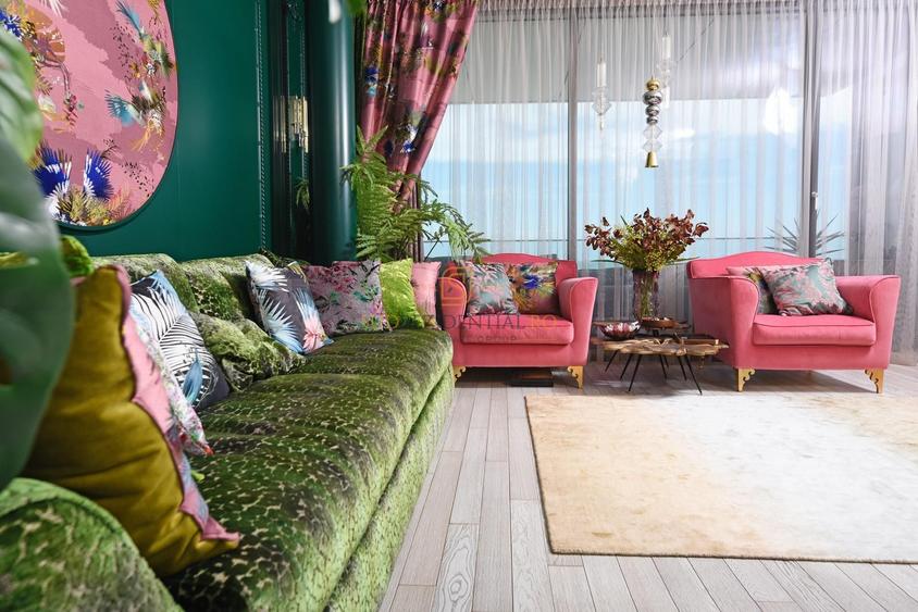 Resedinta de Lux Rococo, 4 camere, Panorama Superba catre Mare