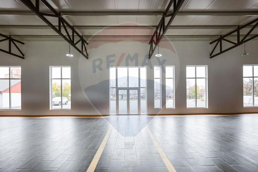 Spațiu Comercial de închiriat, 450 mp utili - Aleșd