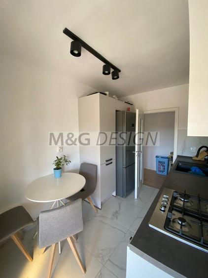 2 camere decomandat renovat Mircea cel Batran -Bulevardul Cetatii