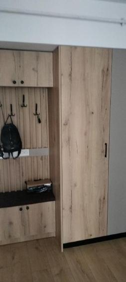 Apartamentul se vinde mobilat  utilat și mai dispune de 11 m de balcon .Seîntr-