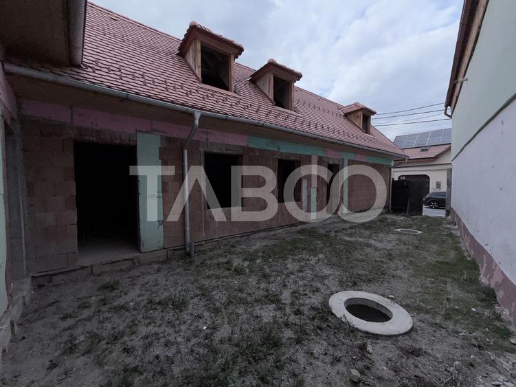 Proiect de investitie imobiliara format din 6 studiouri Orasul de Jos
