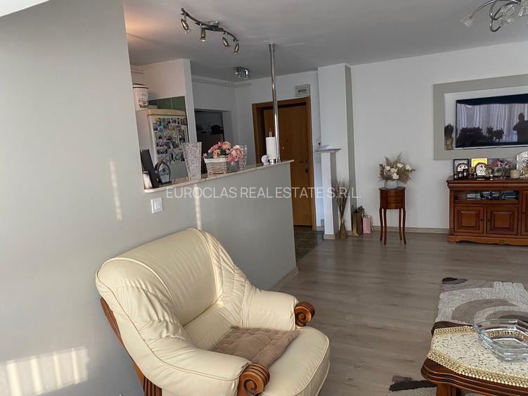Trocadero - 3 camere - 135.000 euro  (COD E6) - 3