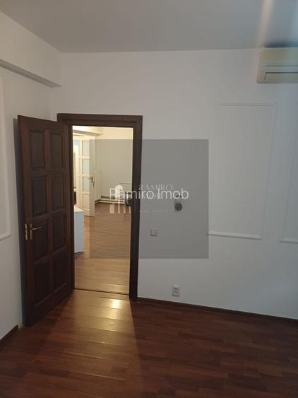 Apartament 2 camere zona Piata Unirii