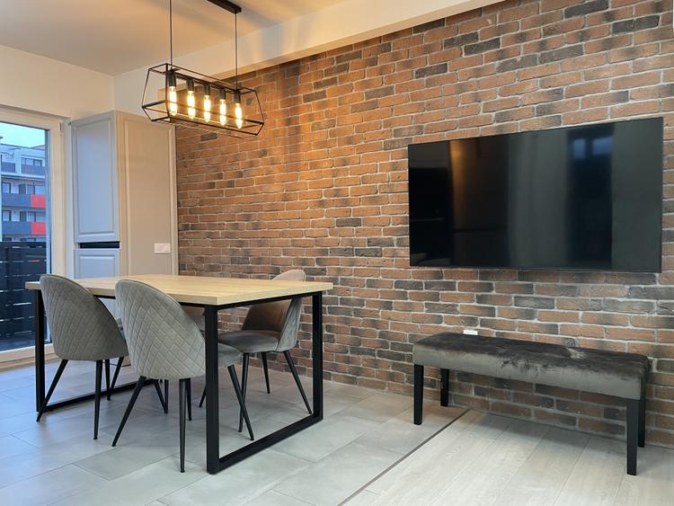 Apartament modern cu 3 camere si parcare