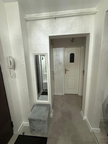 Apartament 3 camere, 75 mp, zona Cornițoiu