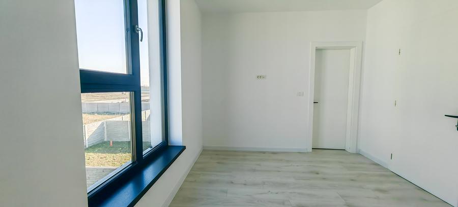 Duplex 5 camere, 3 bai, pompa de caldura, la 10 min. de Iulius Town si centru