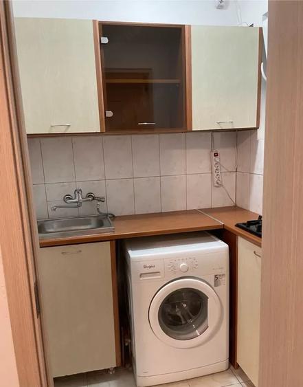 Rond Alba Iulia - Unirii 1 Min - Bloc Anvelopat - Disponibilitate imediata