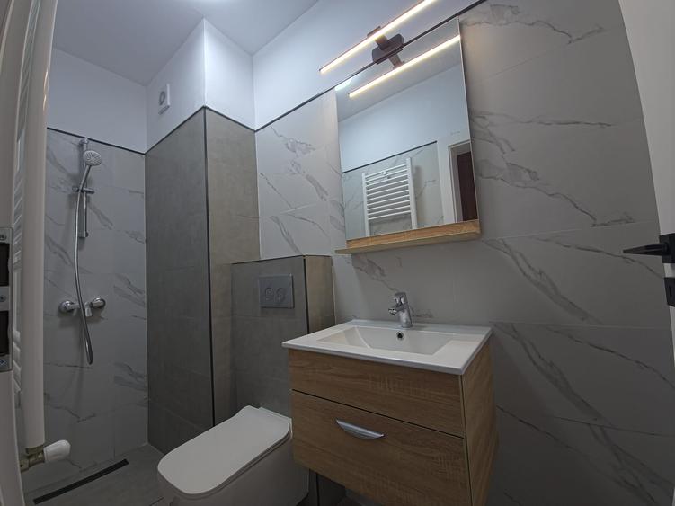 Dacia Tomis III 3 camere bloc nou incalzire pardoseala parcare subterana