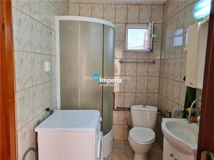 Campulung Moldovenesc, zona Cucoara | 4.544 mp teren | 2 casute locuibile + 2 fo - 23