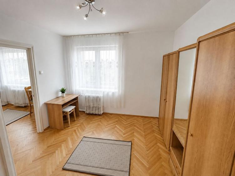 Apartament cu 2 camere de inchiriat, str Andrei Saguna, zona Centrala