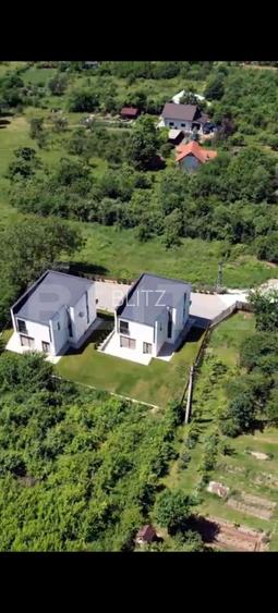 Reședință 130 mp, teren 432 mp, zona Bârnova - 2