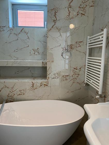 Vila de lux in zona Baneasa - Sisesti, cu 6 camere, 4 parcari, vedere lac