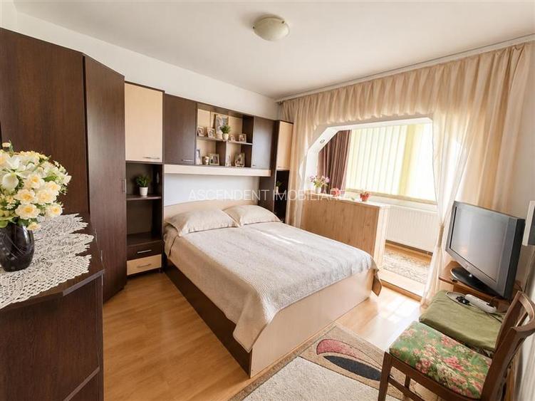 Apartament 3 camere, decomandat, boxa 14 mp, 2 balcoane, Triaj, Brasov - 4
