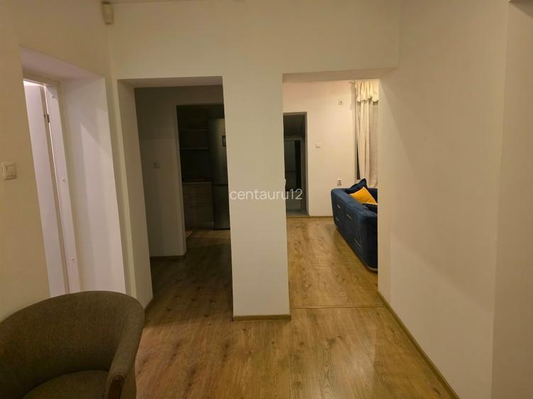3/4 din casa Lisabona 7, curte si garaj de inchiriat - 16
