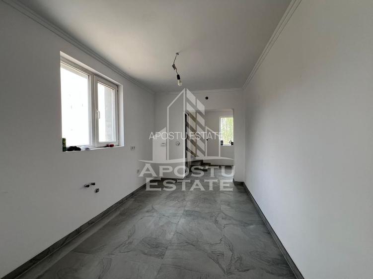 Casa individuala pe etaj de vanzare, renovata complet, Becicherecu Mic - 3