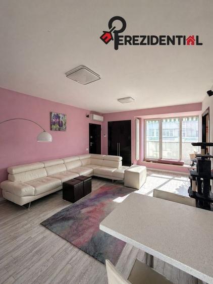 Apartament de vanzare– 4 camere-terasa-parcare-zona Tineretului
