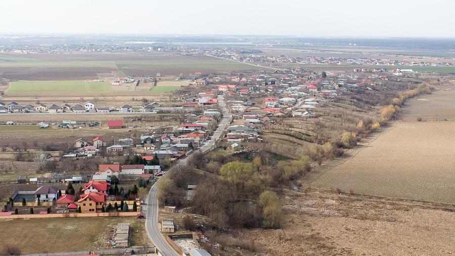 Teren intravilan la asfalt si statie autobuz Ilfov Cernica Posta