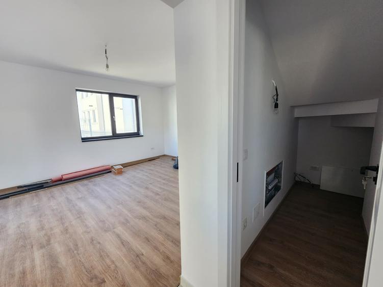 CASA 4 CAMERE , PLATOU GALATA, FINALIZATA SI INTABULATA