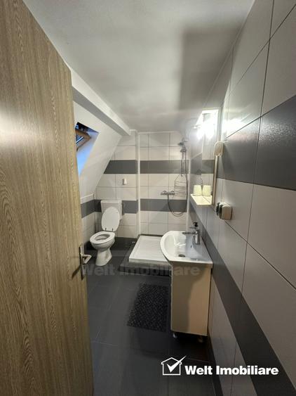 Apartament de 3 camere, situat în zona Centru/Traian