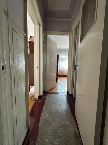 Apartament 3 camere confort 1, zona Obor, etaj 3.