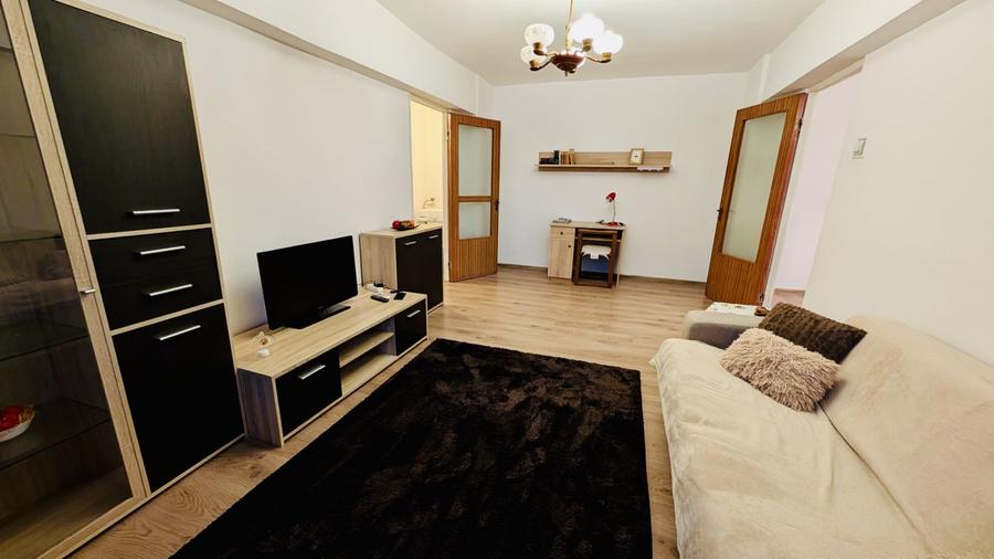 Apartament 2 camere lângă metrou Păcii mobilat și utilat complet et 3, 54 mp