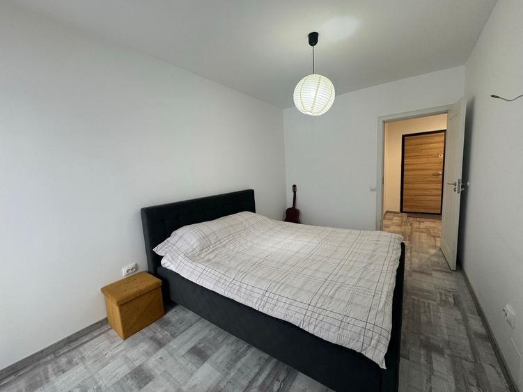 Apartament 2 camere et4/5 cu parcare - strada Somesului - Floresti