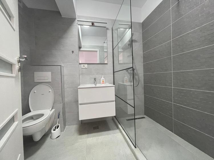Apartament 2 camere, decomandat, metrou Berceni