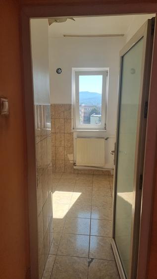 🏡 Apartament de vanzare - 2 camere, decomandat | Zona Traian