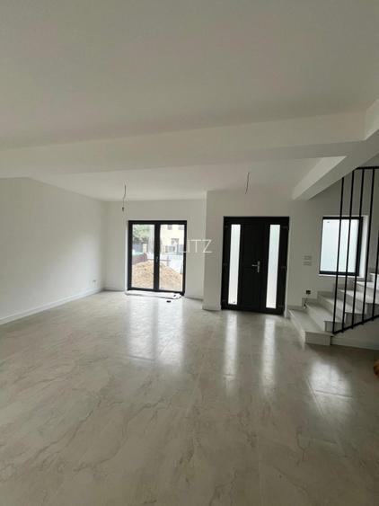 Duplex, 147 mp, Zona centrala, Radauti - 16