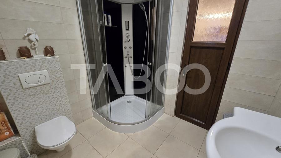 EXCLUSIVITATE - Casa de vanzare cu 5 camere in zona Piata Cluj Sibiu