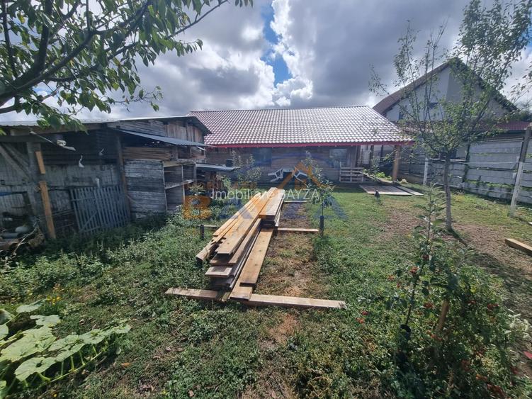 Casă cu teren 1.375 mp de vânzare în Satulung – COMISION 0 - 14