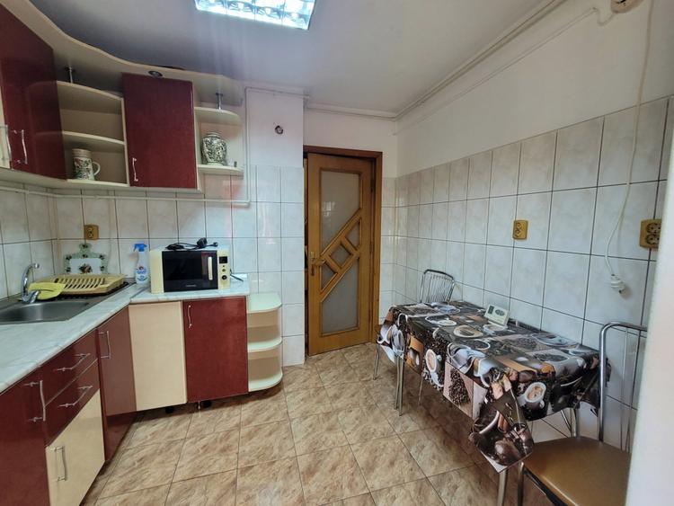 Apartament 2 camere decomandate, centrală pe gaz, DR-uri- INEL I