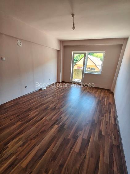 Vând apartament in Abrud  - 5