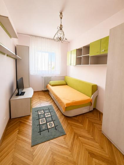 Apartament cu 3 camere de vanzare in Oradea, tip PB zona Sovata