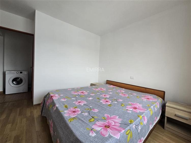 Inchiriere apartament spatios cu 3 camere decomandate. Zona Republicii, Bacau