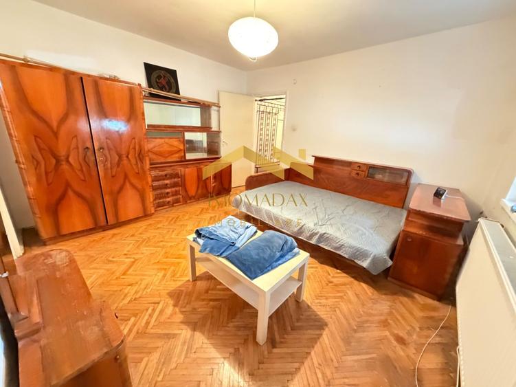 Piata 700- 2 camere- Centrala proprie