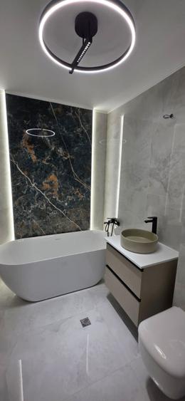 Apartament 2 camere la cheie, parcare subterana, zona Vivo