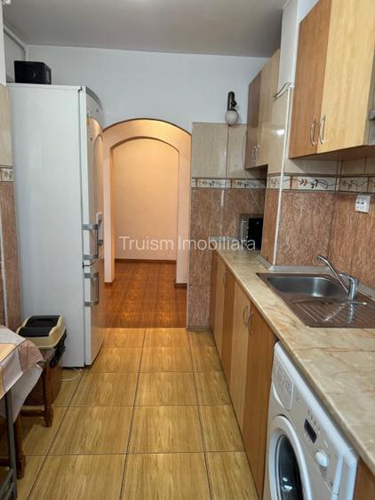 Apartament 2 cam, cf 1, dec, etaj 4/10, Vest  - 12