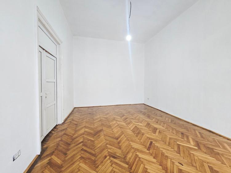 Apartament 2 camere cu centrala, 76 mp utili, etaj 1 - ultracentral