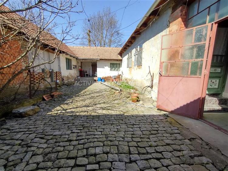 Rachitova, Casa 8 Incaperi, 3800mp Teren, Usor Negociabil - 33