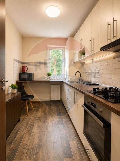 Apartament de închiriat | 3 camere | Str. Tudor Vladimirescu | Etaj 1 - 5
